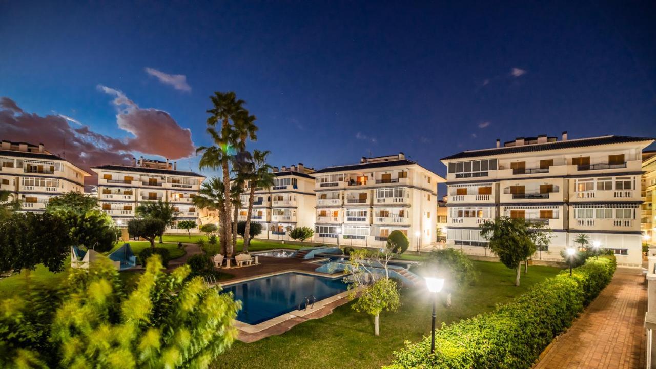 Martas Apartment Ла Мата Екстериор снимка