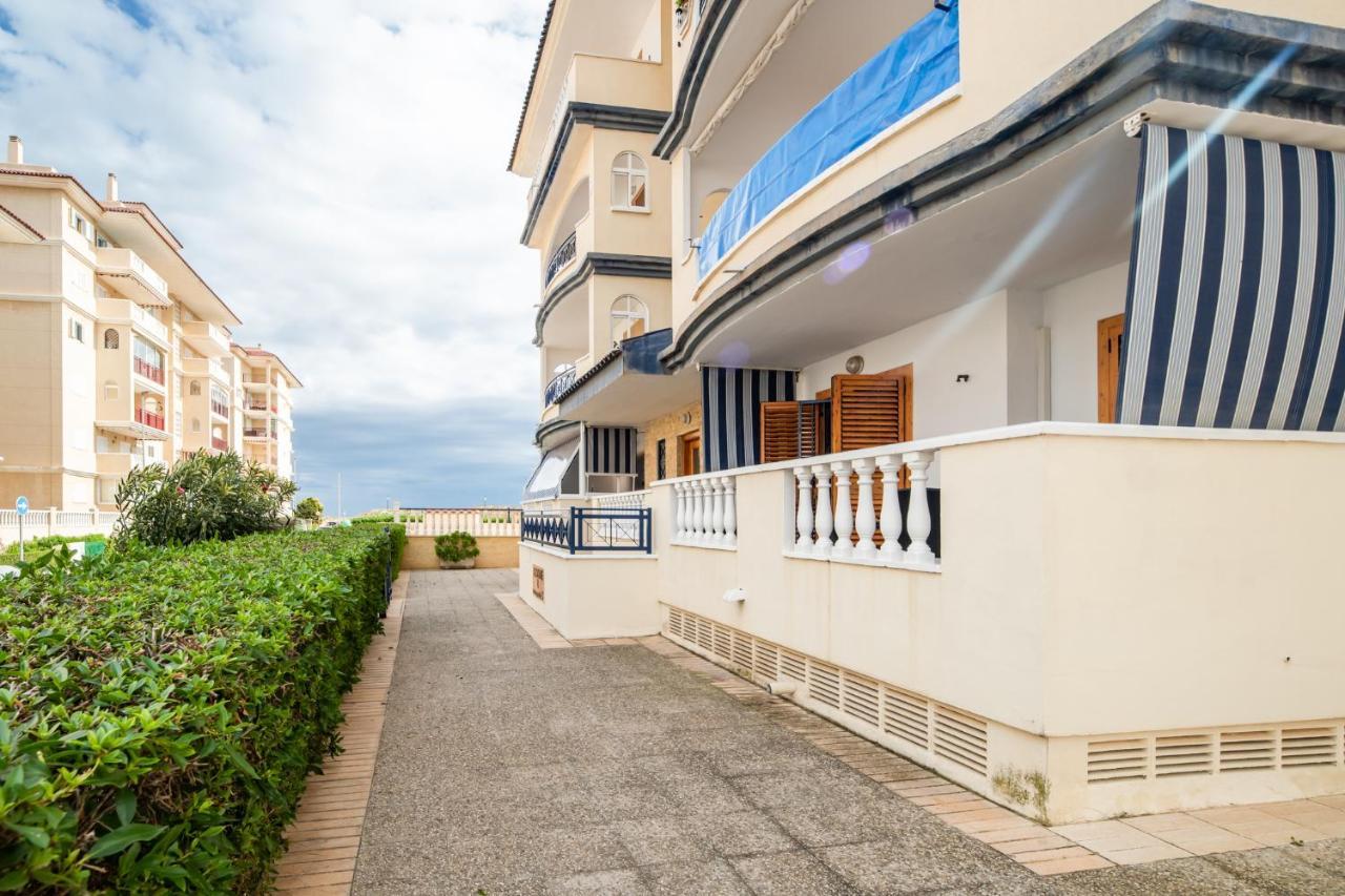 Martas Apartment Ла Мата Екстериор снимка