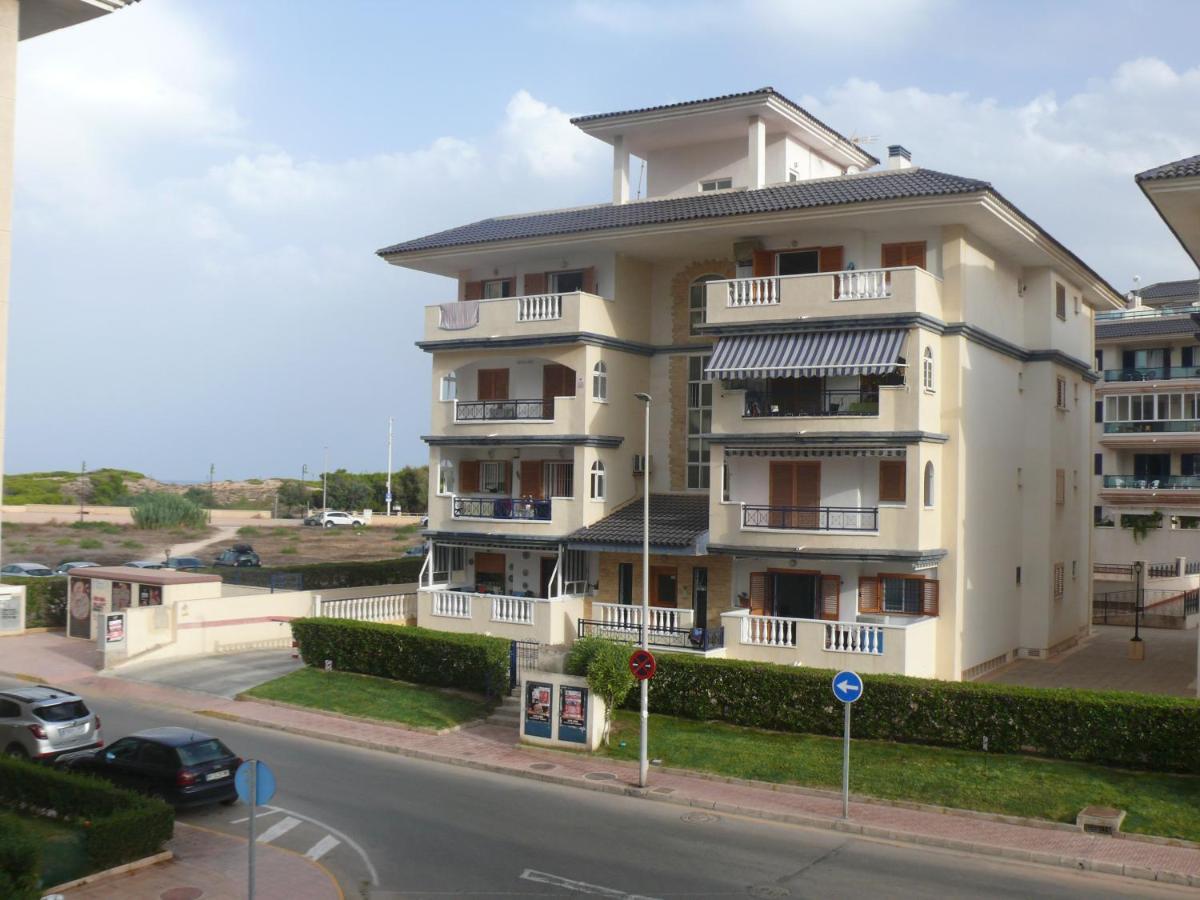 Martas Apartment Ла Мата Екстериор снимка