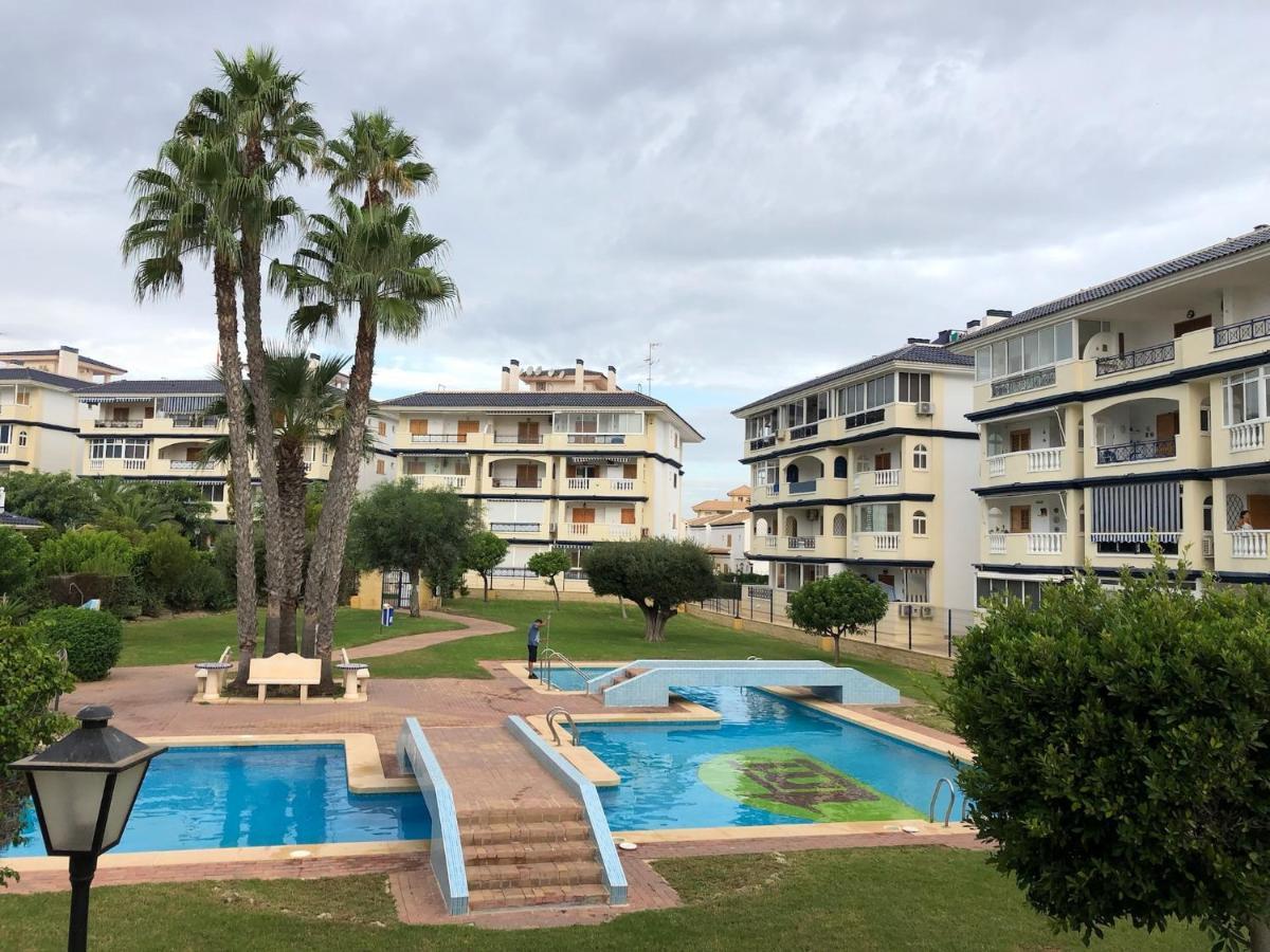 Martas Apartment Ла Мата Екстериор снимка