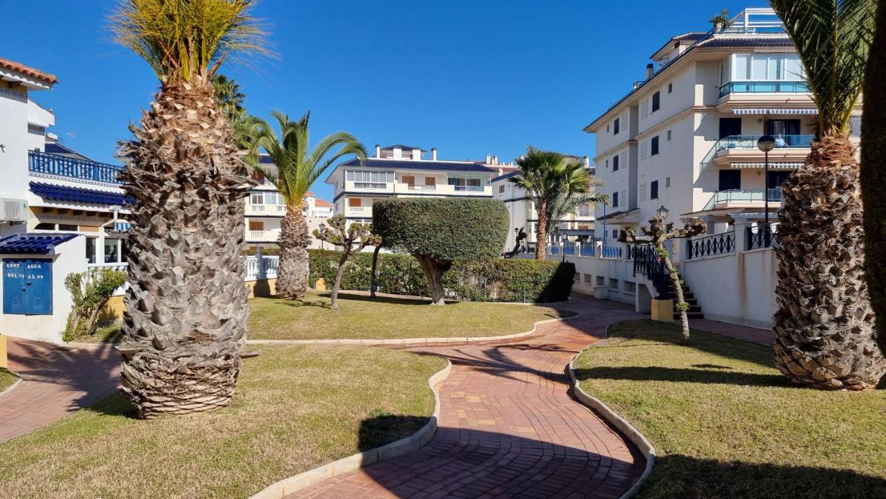 Martas Apartment Ла Мата Екстериор снимка